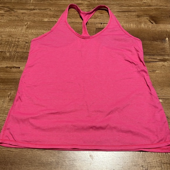Lululemon Sweat It Out Racer
Heathered Bon Bon - Picture 3 of 7